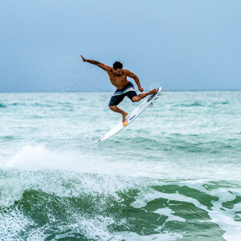 Surftechnik Roundhouse Cutback – Das Surfmanöver