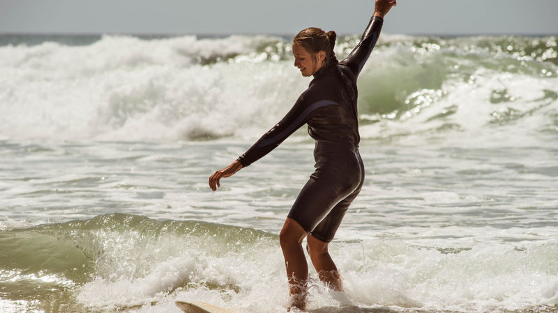 6 Gründe, wieso du als Surfanfänger*in im Surfparadies genau richtig bist
